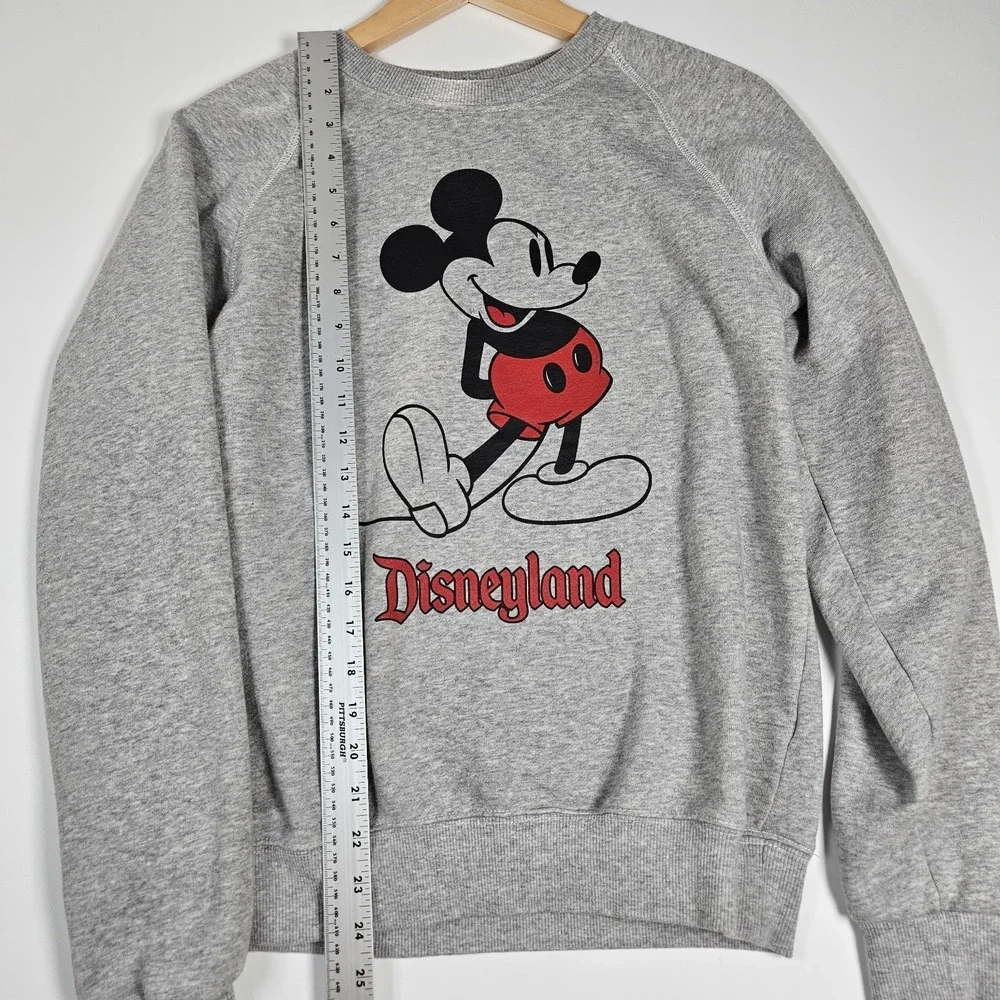 Disneyland Gray Mickey Crewneck Sweater Pullover Womens Small Medium Vtg Vintage
